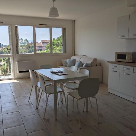 Superbe T2 Proche Des Plages Et Des Commerces Hyères Buitenkant foto