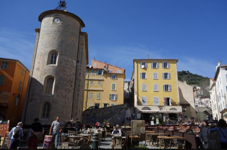 Superbe T2 Proche Des Plages Et Des Commerces Hyères Buitenkant foto